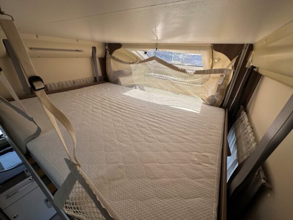 Chausson Best Of 22 Lit pavillon + Lits superposés + Lit dinette + OPTIONS – Image 5