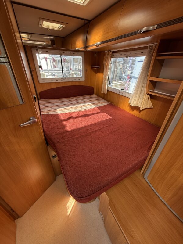 Autostar Auros 60 Lit à la francaise + Lit dinette – Image 10