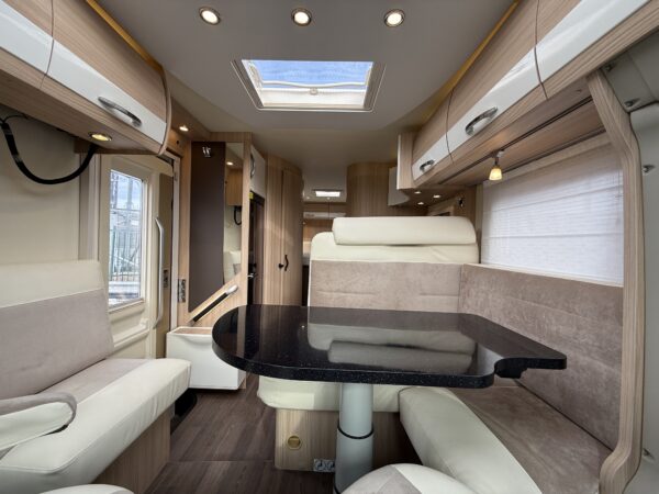 Bürstner Nexxo T 740 Lit central + Lit dinette – Image 5