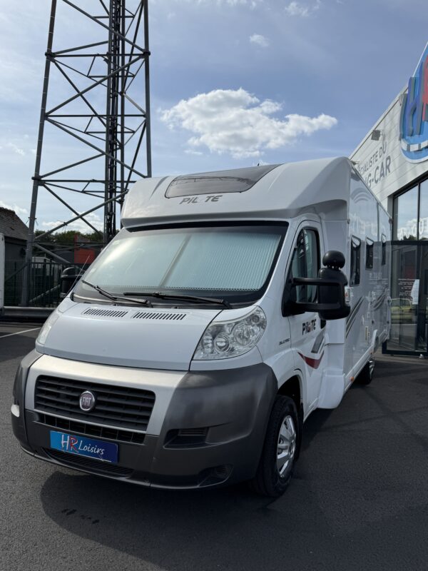 Pilote P 736 Aventura Lit central + Lit pavillon + Lit dinette – Image 2
