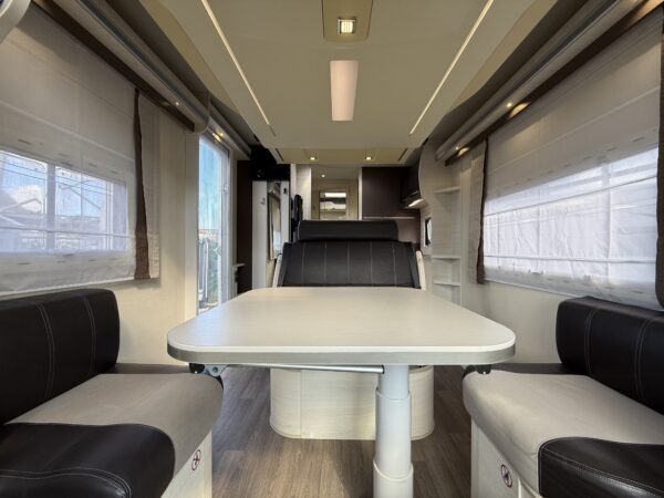 Chausson Welcome 620 Lit pavillon central + Lit dinette – Image 4